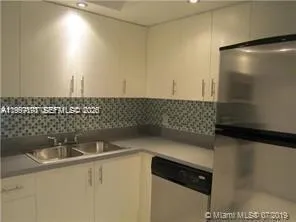 $1,970 | 16701 Northeast 14th Avenue, Unit 203, Miami, FL 33162