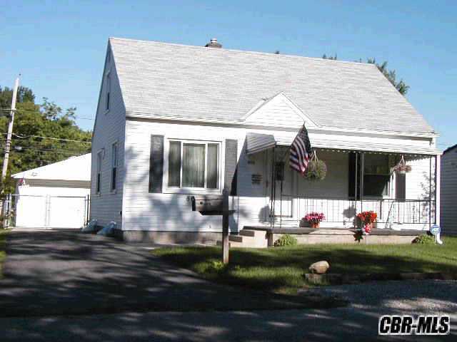 805 Elaine Road Whitehall, OH 43213 - Photo 1 of 1