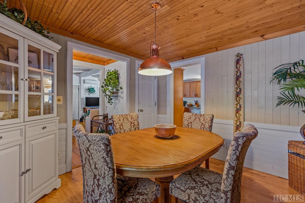139 Dominion Road Cashiers, NC 28717 - Photo 14 of 25 Gallery Image 14