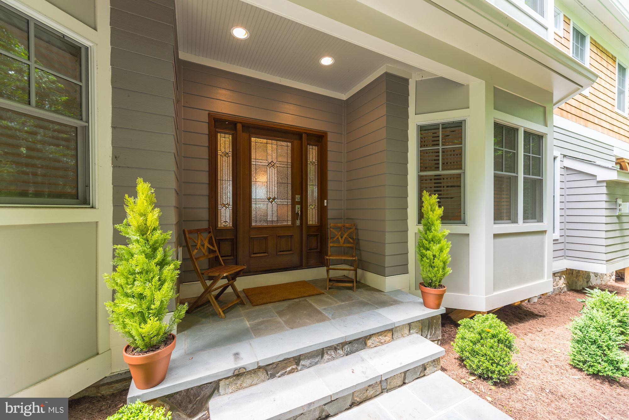 6834 St Albans Road McLean, VA 22101 - Photo 2 of 30 Formal front entrance