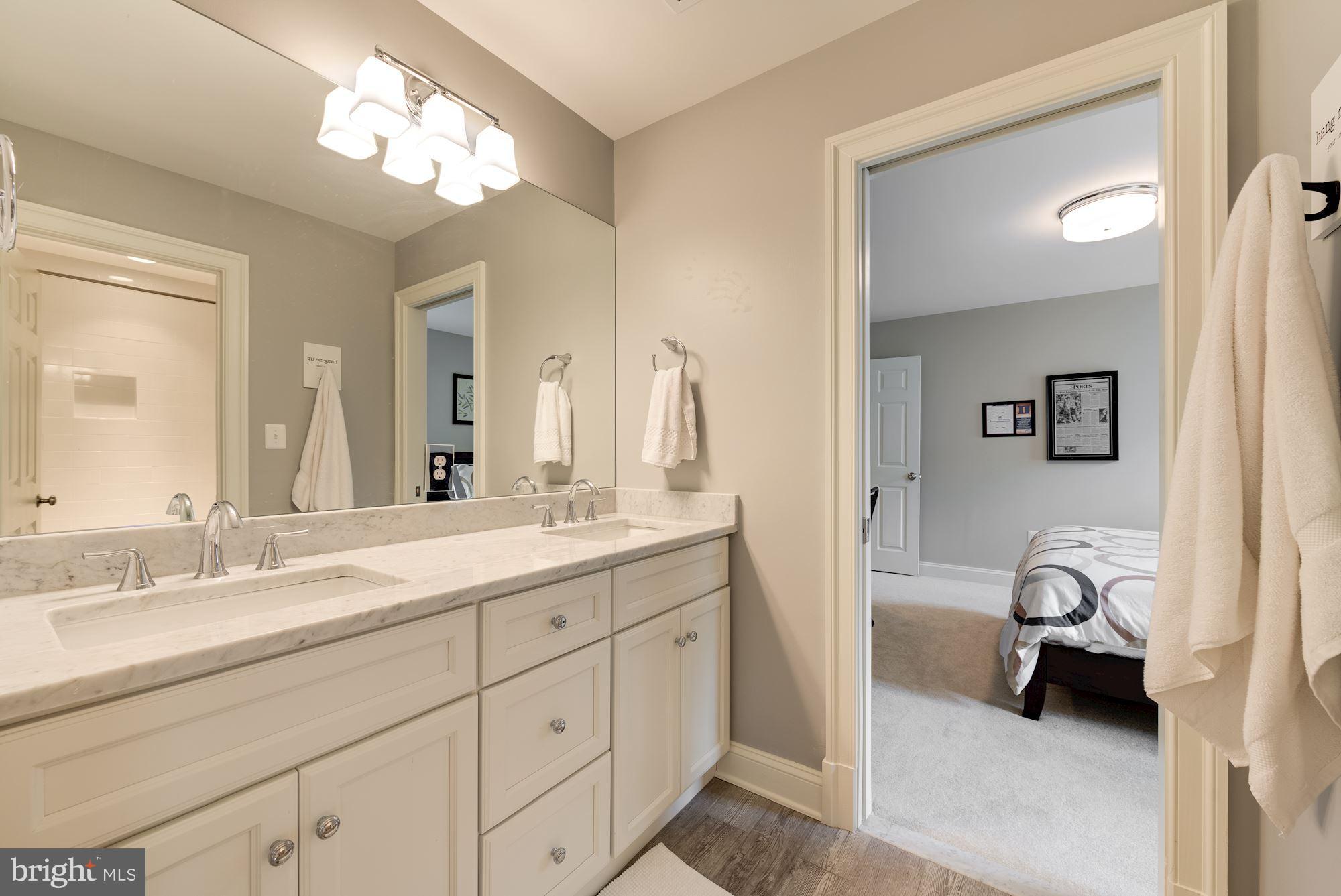 6834 St Albans Road McLean, VA 22101 - Photo 18 of 30 Dual vanity in Jack and Jill bathroom