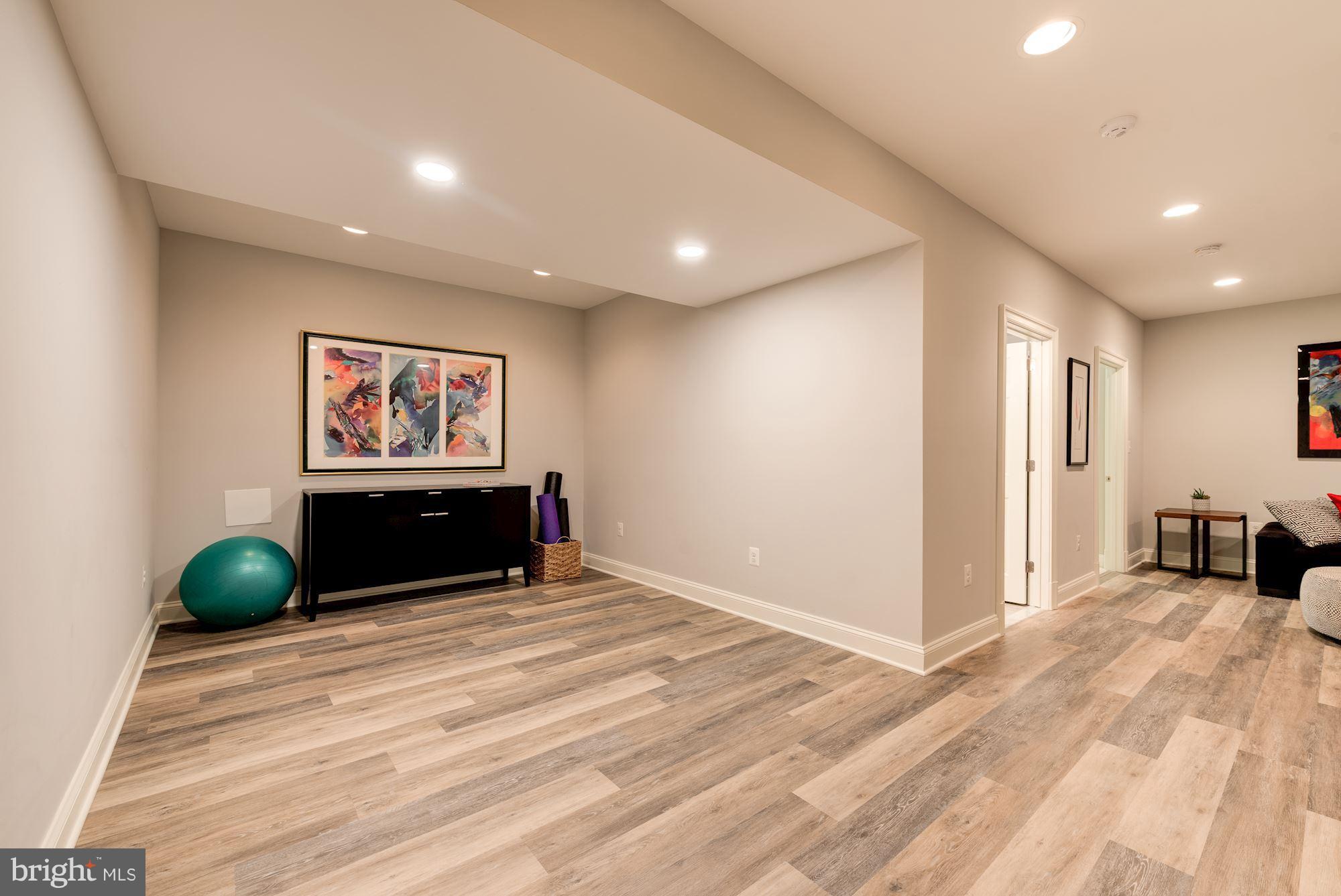 6834 St Albans Road McLean, VA 22101 - Photo 25 of 30 Extra space for gym or playroom