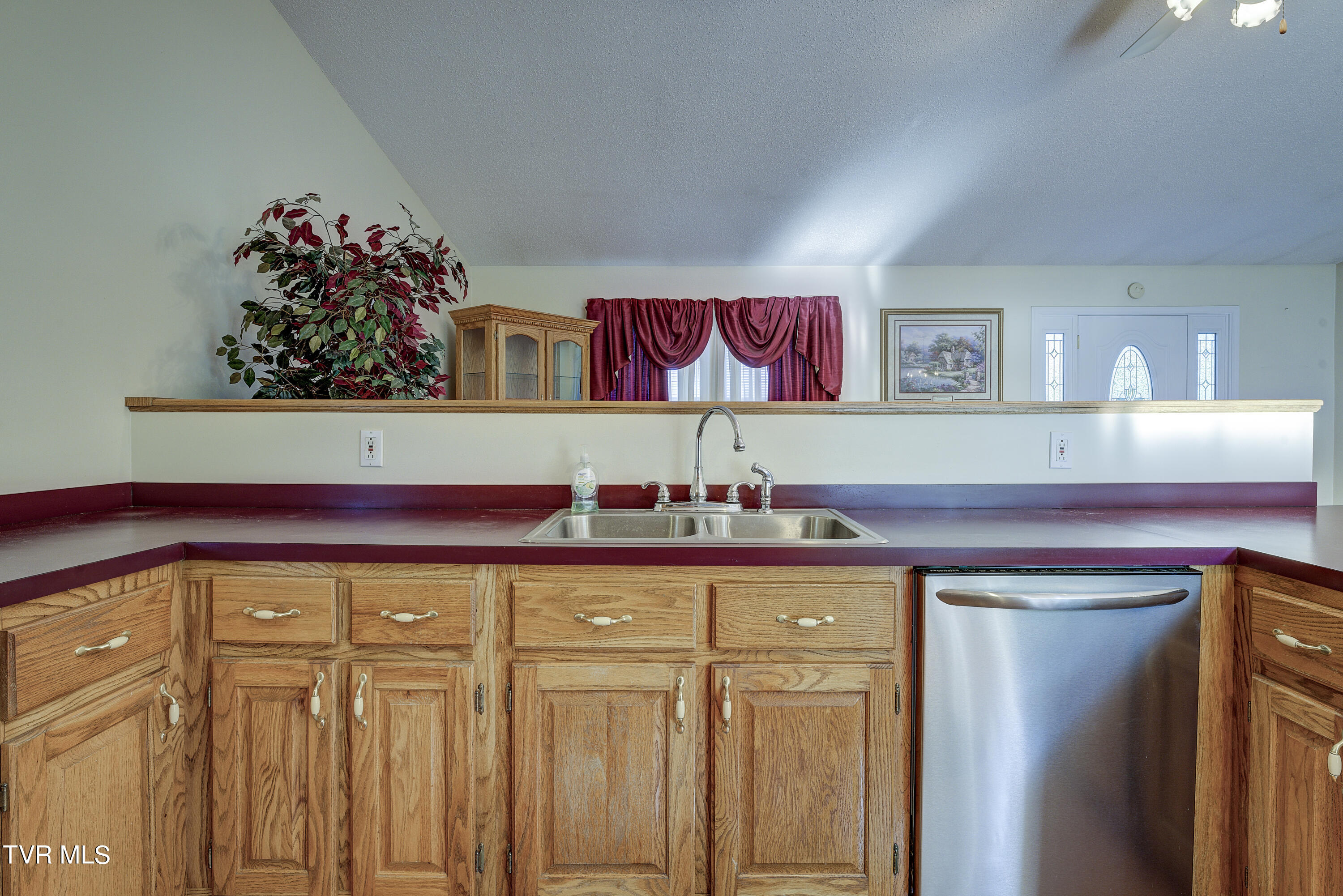 133 Townson Road Roan Mountain, TN 37687 - Photo 13 of 49 Townson-6