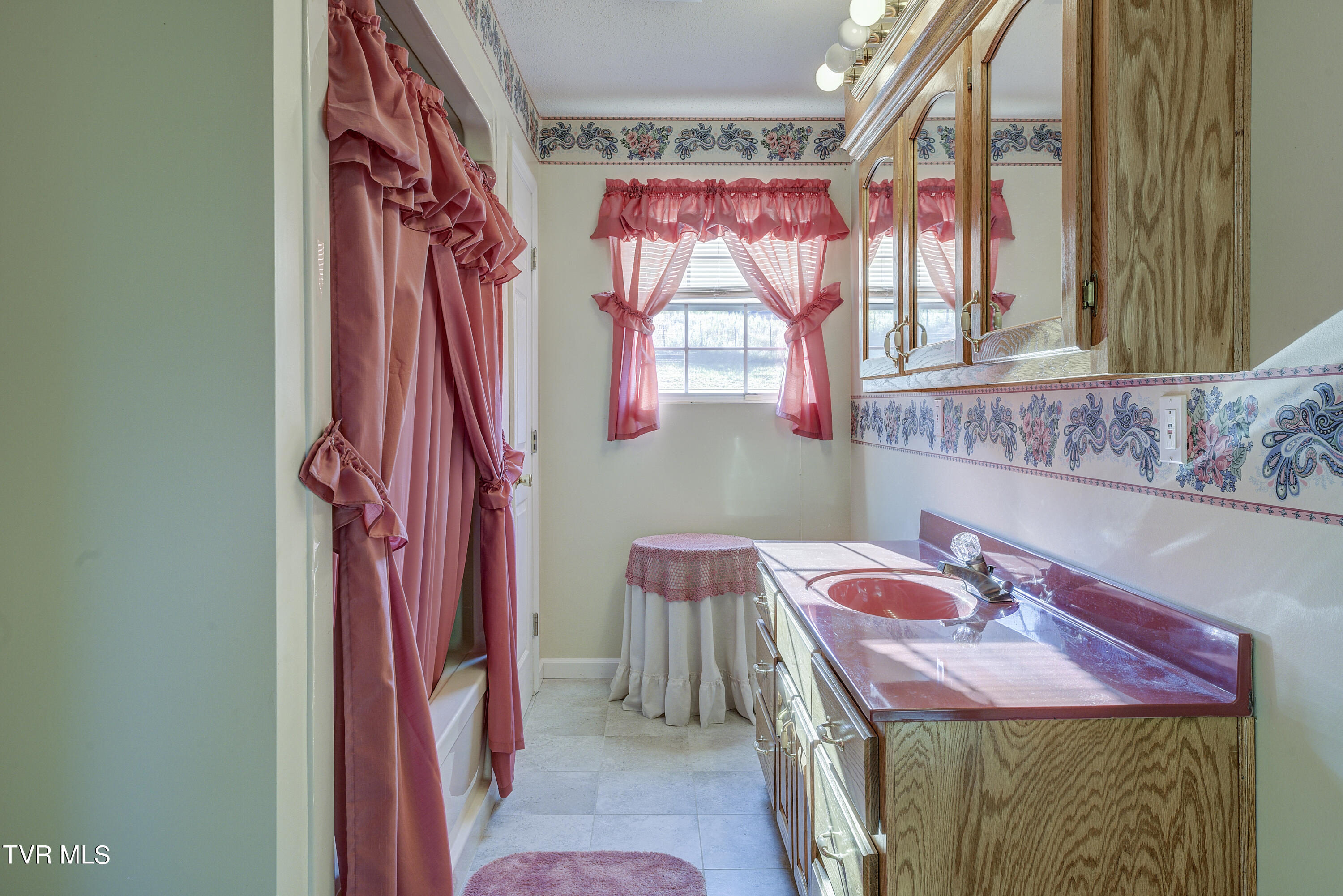 133 Townson Road Roan Mountain, TN 37687 - Photo 30 of 49 Townson-23