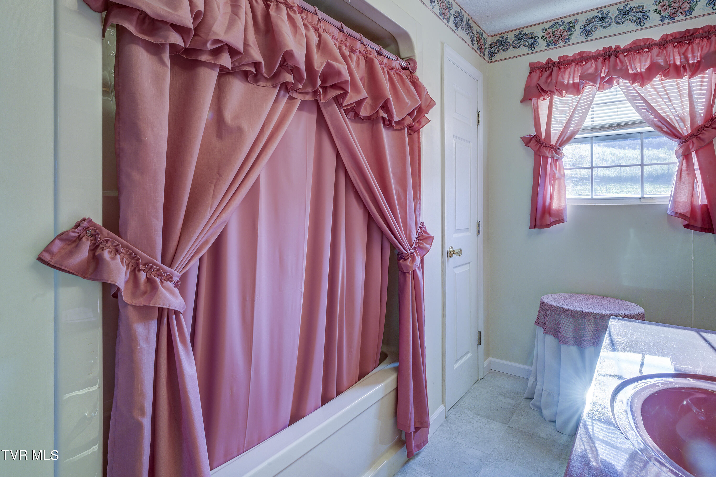 133 Townson Road Roan Mountain, TN 37687 - Photo 31 of 49 Townson-24