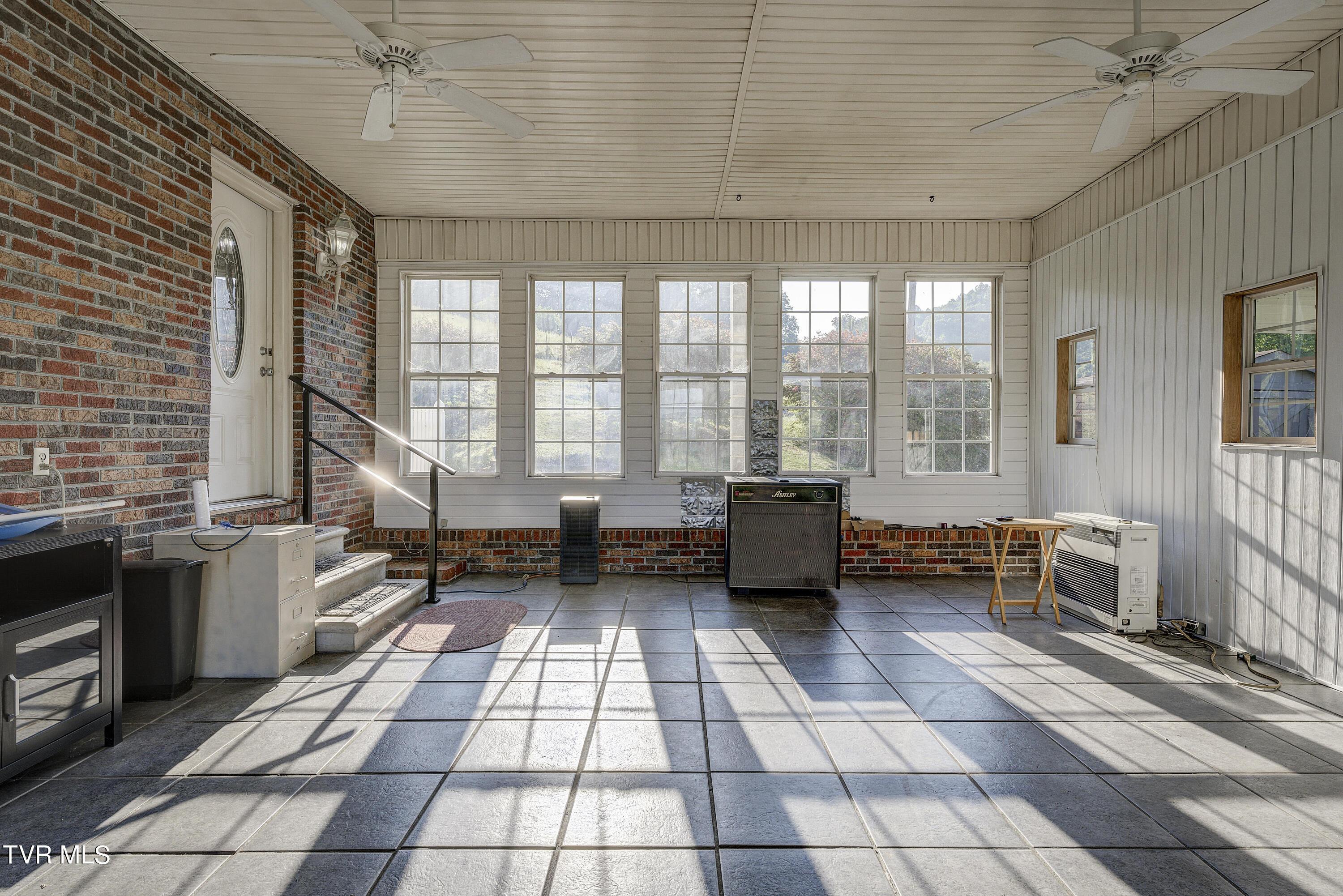 133 Townson Road Roan Mountain, TN 37687 - Photo 33 of 49 Townson-27