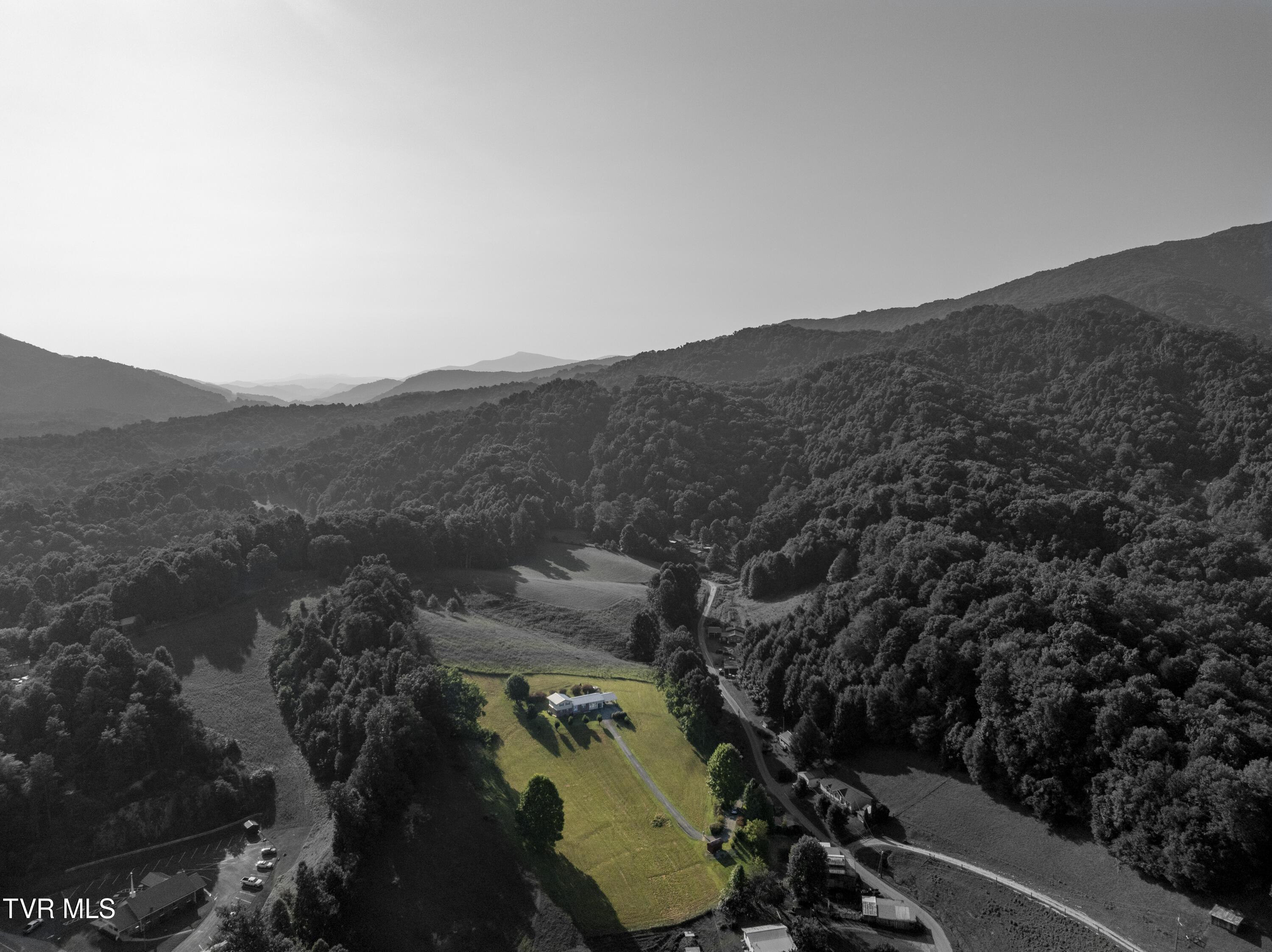 133 Townson Road Roan Mountain, TN 37687 - Photo 41 of 49 Townson-aerials-14