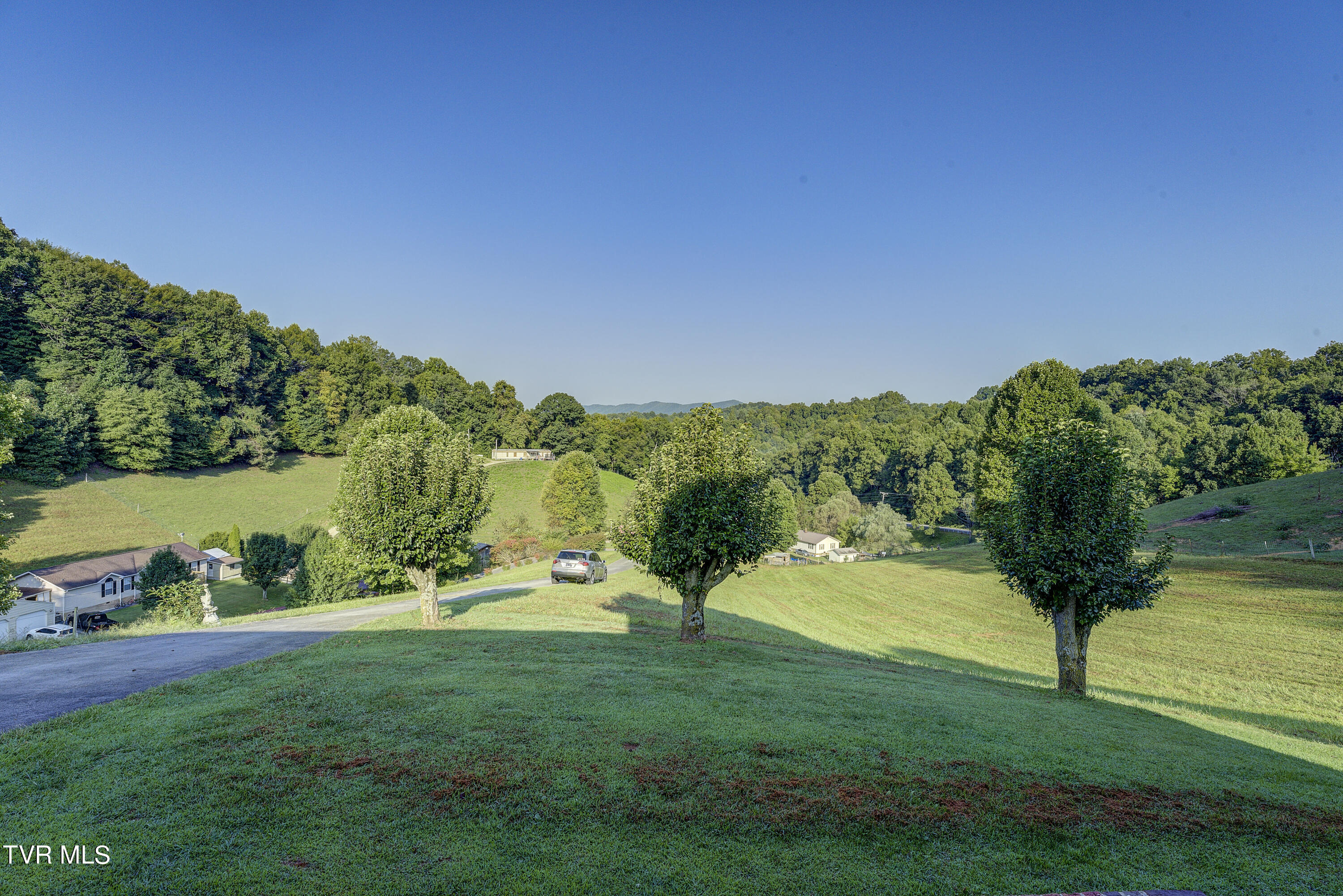 133 Townson Road Roan Mountain, TN 37687 - Photo 46 of 49 Townson-29