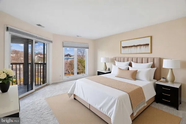 $675,000 | 2108 Chesapeake Harbour Drive East, Unit 201, Annapolis, MD 21403