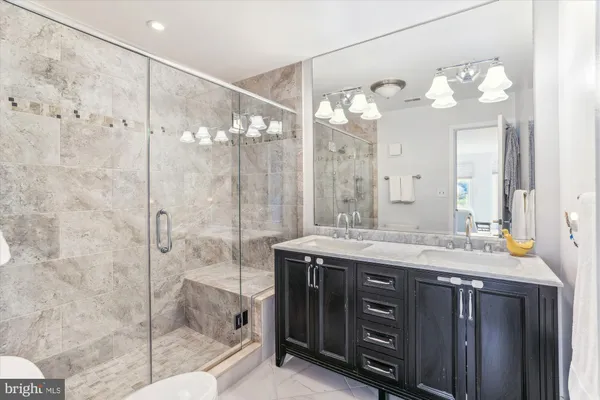 $675,000 | 2108 Chesapeake Harbour Drive East, Unit 201, Annapolis, MD 21403