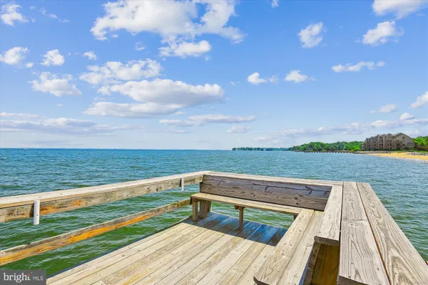 $675,000 | 2108 Chesapeake Harbour Drive East, Unit 201, Annapolis, MD 21403