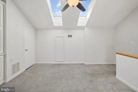 $675,000 | 2108 Chesapeake Harbour Drive East, Unit 201, Annapolis, MD 21403