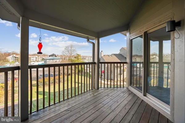 $675,000 | 2108 Chesapeake Harbour Drive East, Unit 201, Annapolis, MD 21403