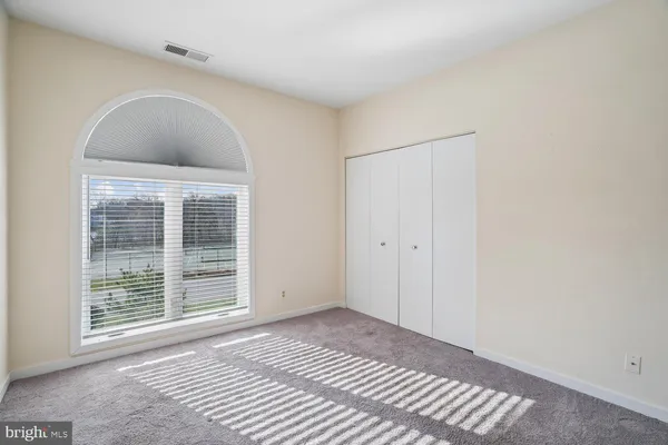 $675,000 | 2108 Chesapeake Harbour Drive East, Unit 201, Annapolis, MD 21403