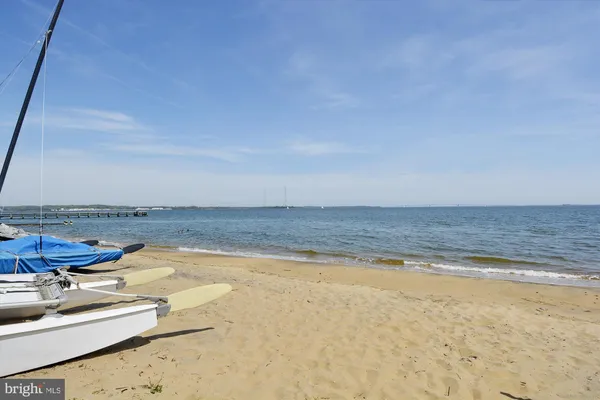 $675,000 | 2108 Chesapeake Harbour Drive East, Unit 201, Annapolis, MD 21403