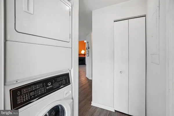 $675,000 | 2108 Chesapeake Harbour Drive East, Unit 201, Annapolis, MD 21403
