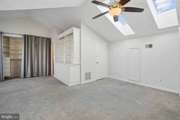 $675,000 | 2108 Chesapeake Harbour Drive East, Unit 201, Annapolis, MD 21403