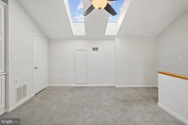 $675,000 | 2108 Chesapeake Harbour Drive East, Unit 201, Annapolis, MD 21403