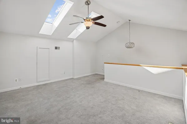 $675,000 | 2108 Chesapeake Harbour Drive East, Unit 201, Annapolis, MD 21403