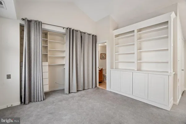 $675,000 | 2108 Chesapeake Harbour Drive East, Unit 201, Annapolis, MD 21403