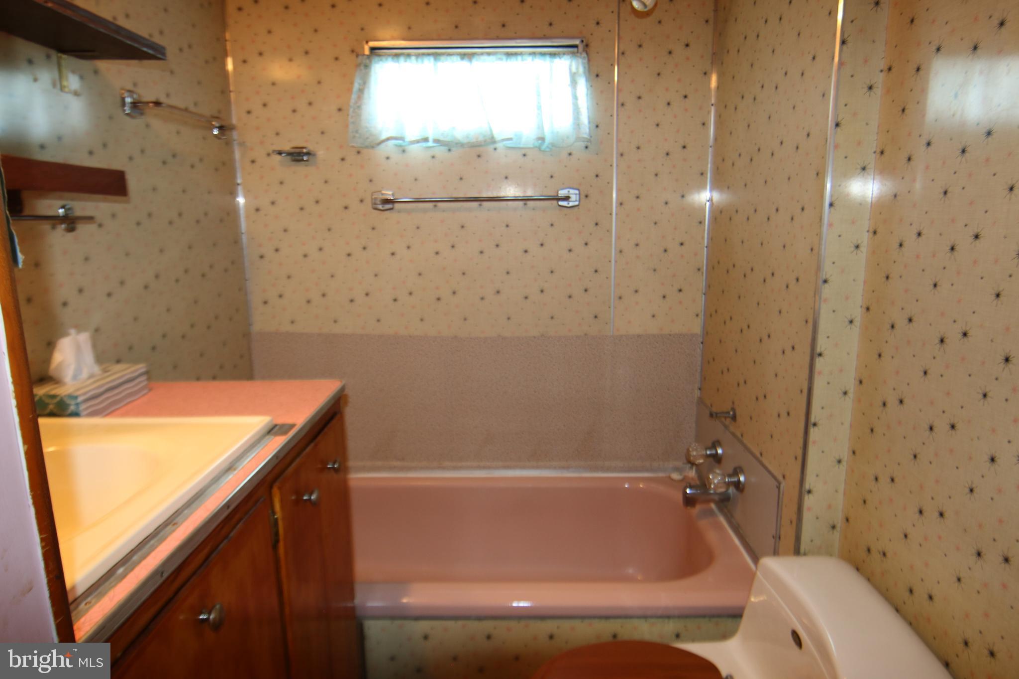108 Hutton Road New Cumberland, PA 17070 - Photo 10 of 17 Gallery Image 10