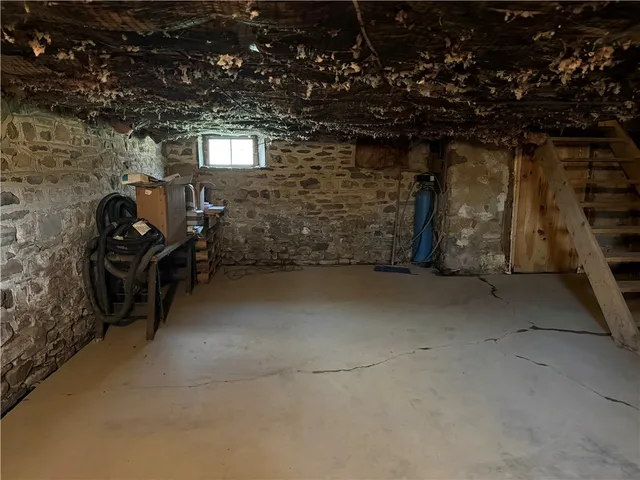 $209,900 | 8308 County Road 36, Naples, NY 14512