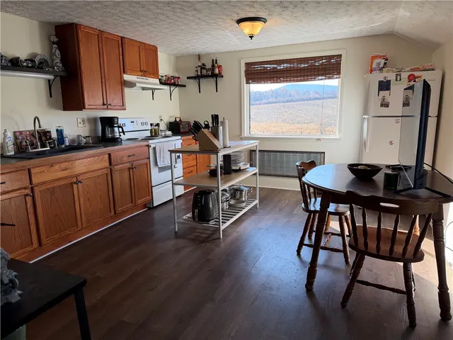 $209,900 | 8308 County Road 36, Naples, NY 14512