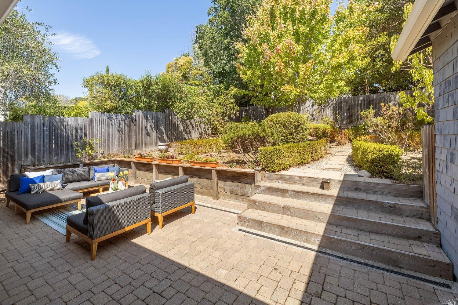 33 Matilda Avenue Mill Valley, CA 94941 - Photo 22 of 31