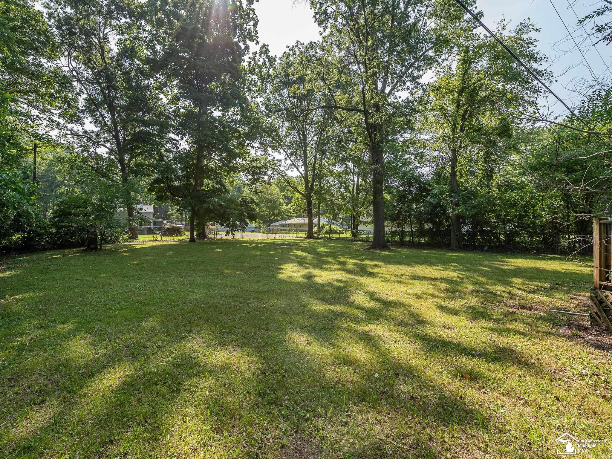 7546 Secor Road Lambertville, MI 48144 - Photo 31 of 33