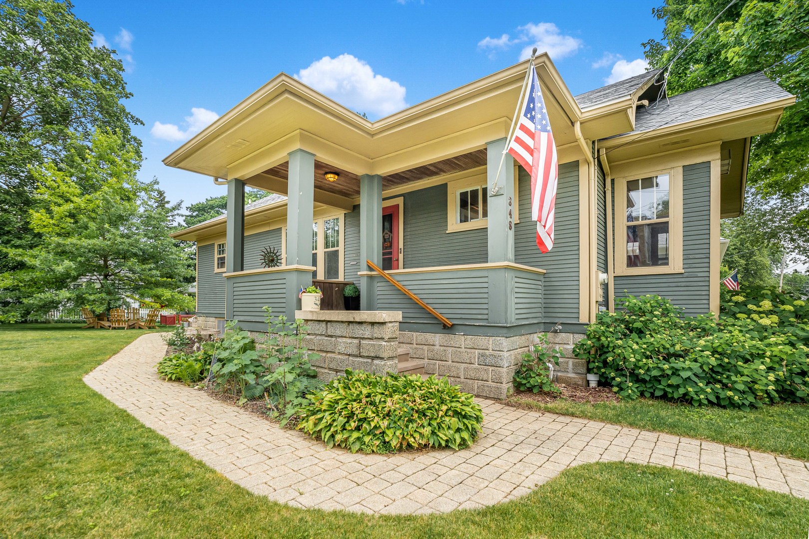 348 West Palatine Road Palatine, IL 60067 - Photo 2 of 40