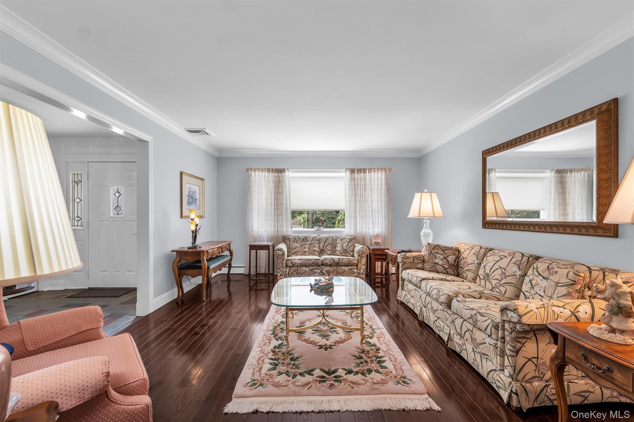 79 Bieselin Road Bellport, NY 11713 - Photo 5 of 25