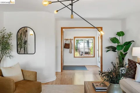 $1,398,000 | 7008 Thornhill Drive, Oakland, CA 94611