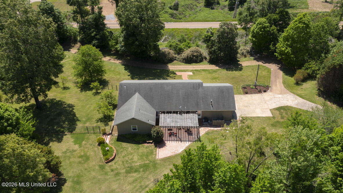 1815 Old Benton Road Yazoo City, MS 39194 - Photo 30 of 31 AA7FC2B2-2B46-4E58-BBF3-356F1BBC8267_1_1