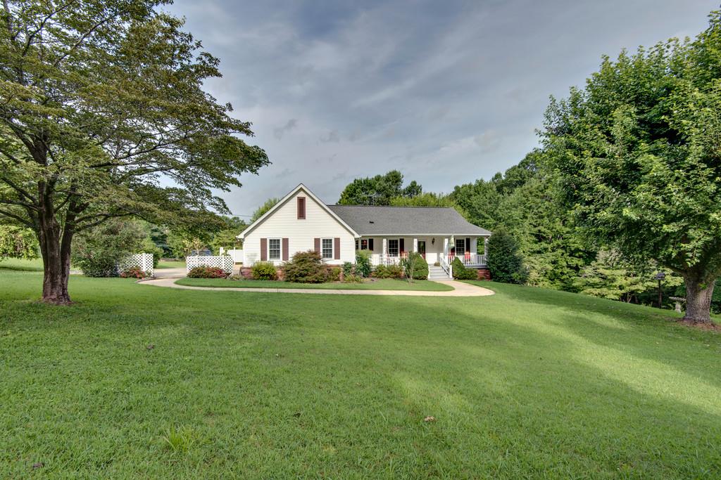 200 Old Columbia Road Dickson, TN 37055 - Photo 1 of 21 Gallery Image 1
