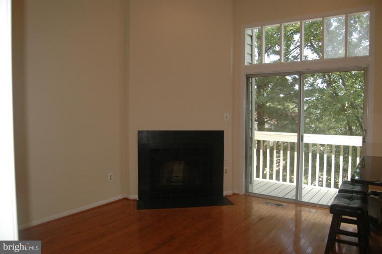 11111 Watermans Drive Reston, VA 20191 - Photo 7 of 18 Family Room