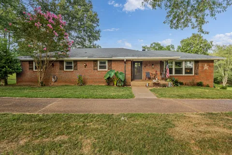 $565,000 | 2466 Union Hill Road, Goodlettsville, TN 37072