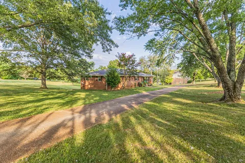 $565,000 | 2466 Union Hill Road, Goodlettsville, TN 37072