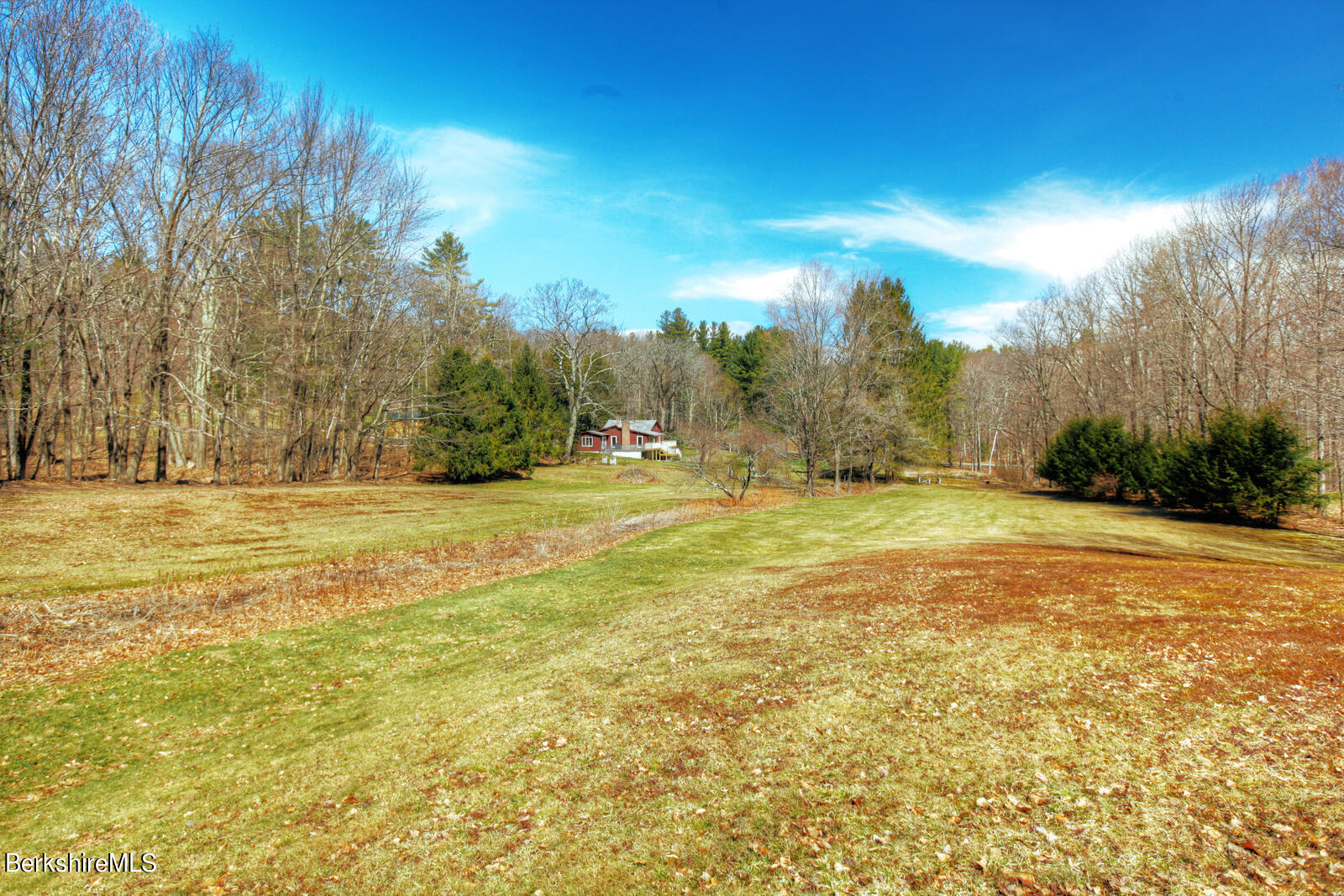 42 Rhoen Road Austerlitz, NY 12017 - Photo 41 of 43 a view of an outdoor space with swimming pool