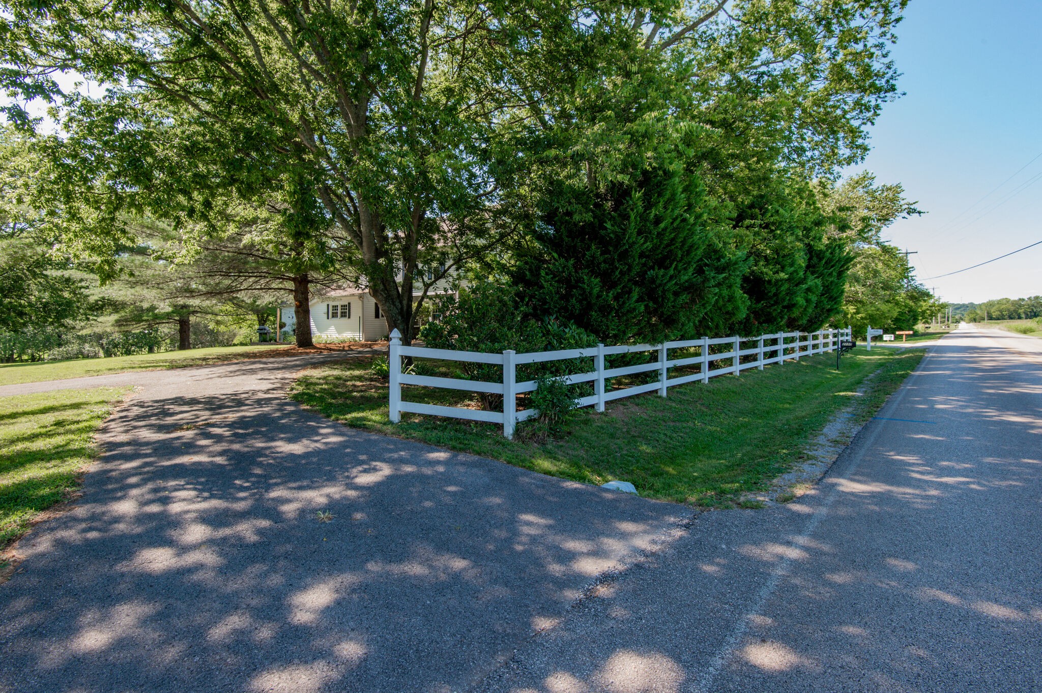 2149 Robertson Road Spring Hill, TN 37174 - Photo 2 of 32 a view of a yard with wooden fence