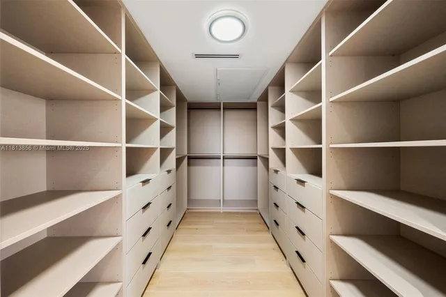 $10,000 | 5255 Collins Avenue, Unit 2J, Miami Beach, FL 33140