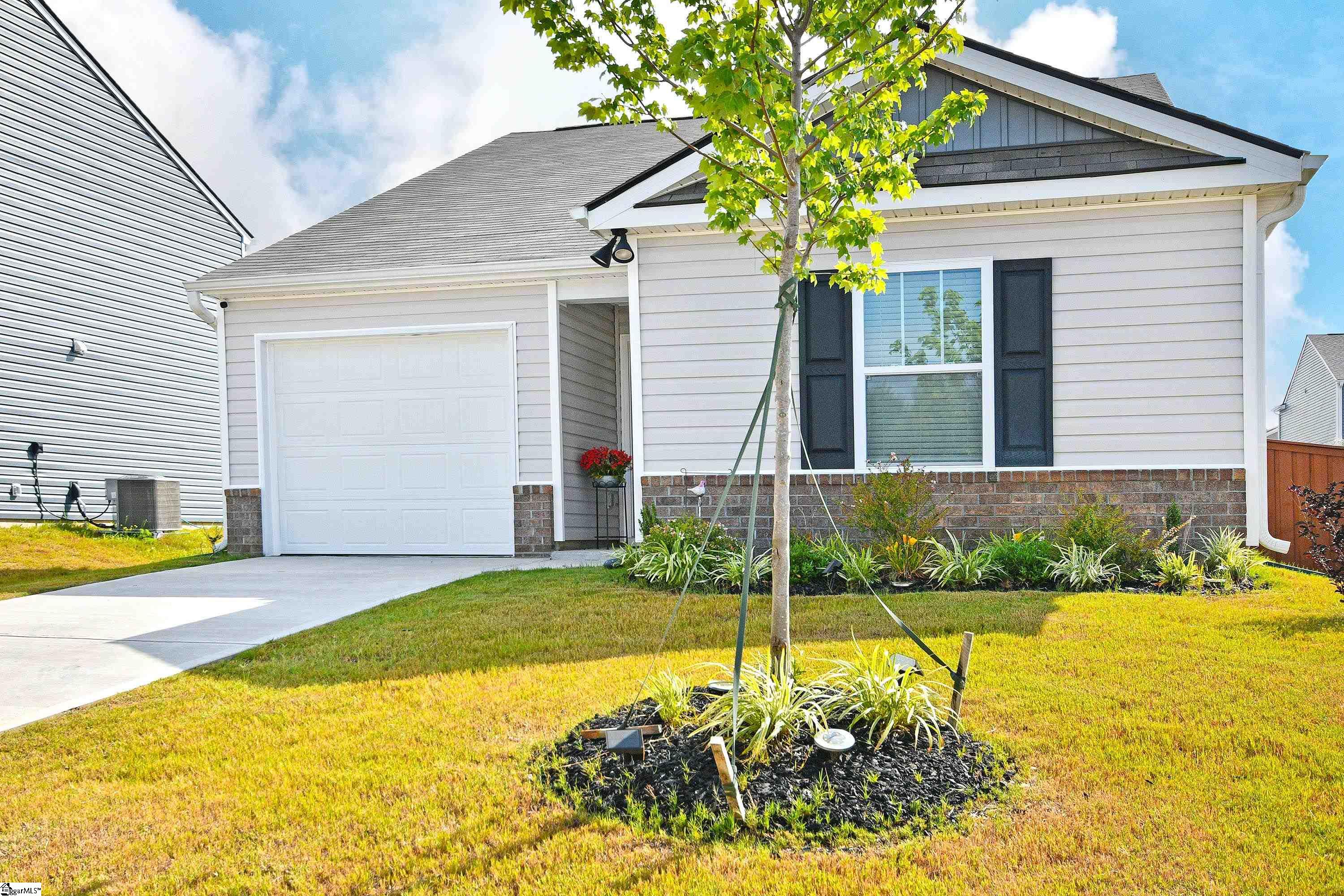 224 Boxbury Way Fountain Inn, SC 29644 - Photo 2 of 36 Gallery Image 2