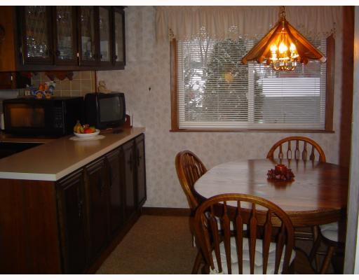 108 Frederick Road Economy, PA 15005 - Photo 4 of 10 Dining Room.
