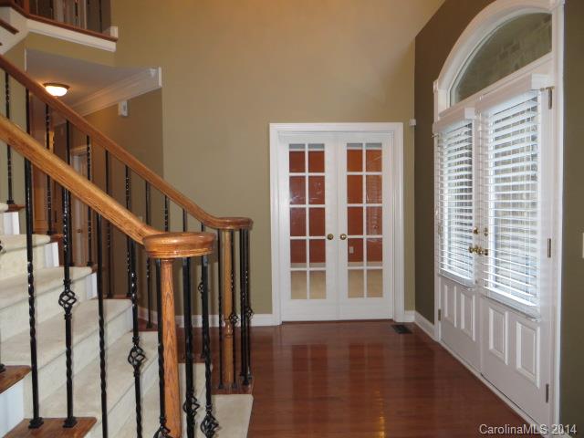 16630 Turtle Point Road Charlotte, NC 28278 - Photo 4 of 23 Gallery Image 4