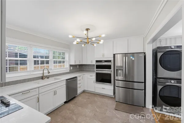 $2,400 | 2214 Arnold Drive, Charlotte, NC 28205