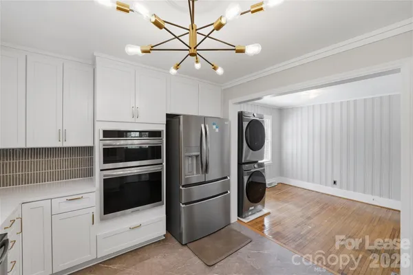 $2,400 | 2214 Arnold Drive, Charlotte, NC 28205