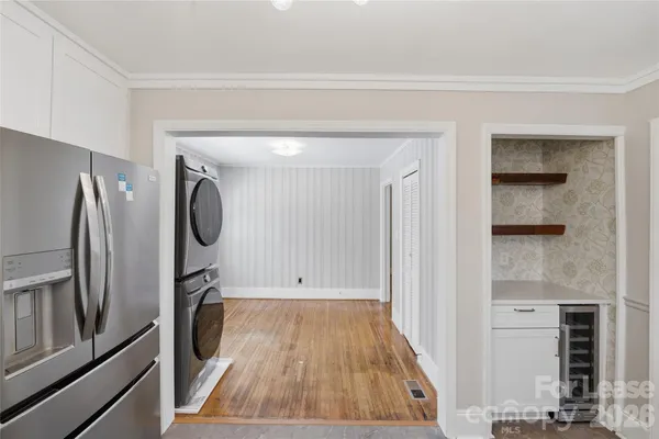 $2,400 | 2214 Arnold Drive, Charlotte, NC 28205