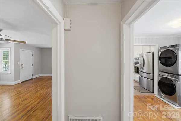 $2,400 | 2214 Arnold Drive, Charlotte, NC 28205