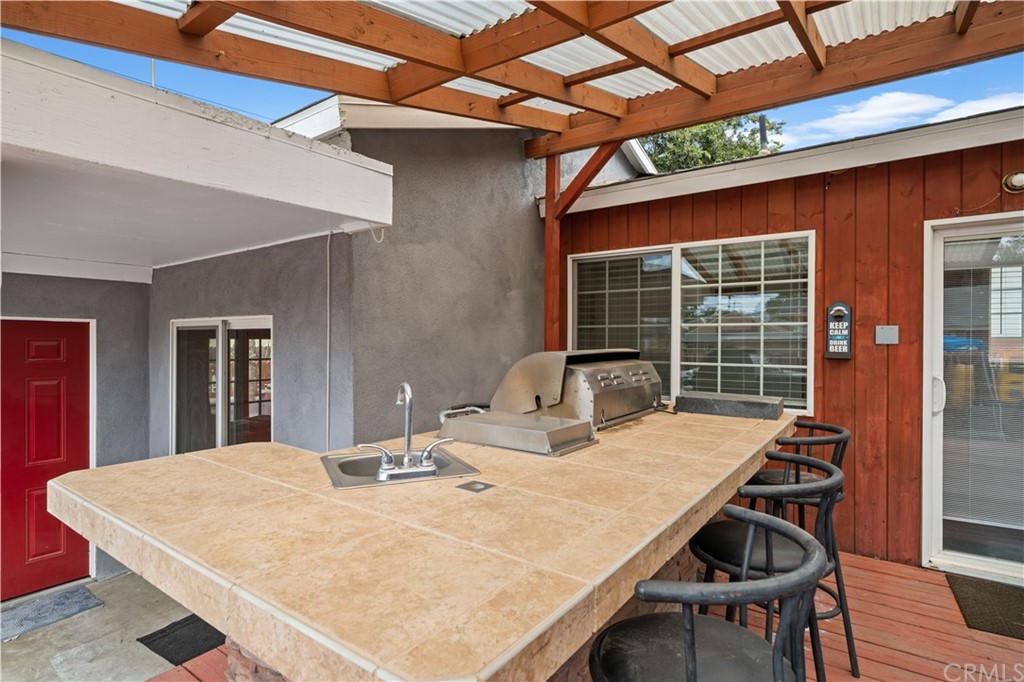 4909 El Molino Avenue Riverside, CA 92504 - Photo 19 of 33