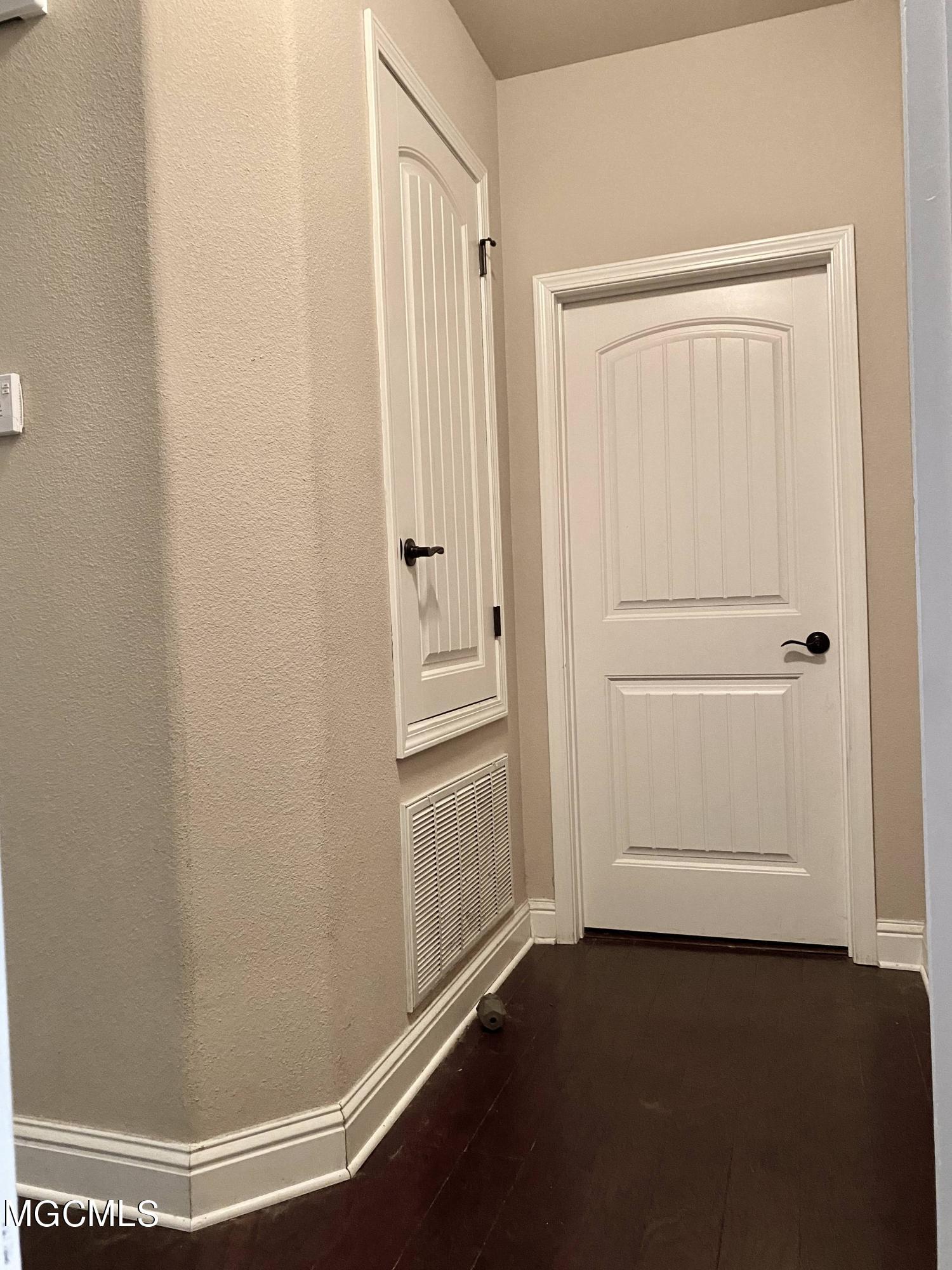14415 North Swan Road Gulfport, MS 39503 - Photo 24 of 31 To Bedroom #3