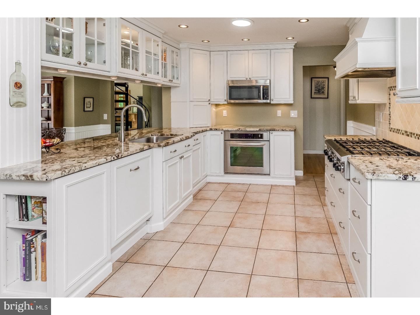 31 Cranbury Road Princeton Junction, NJ 08550 - Photo 6 of 25 Kitchen